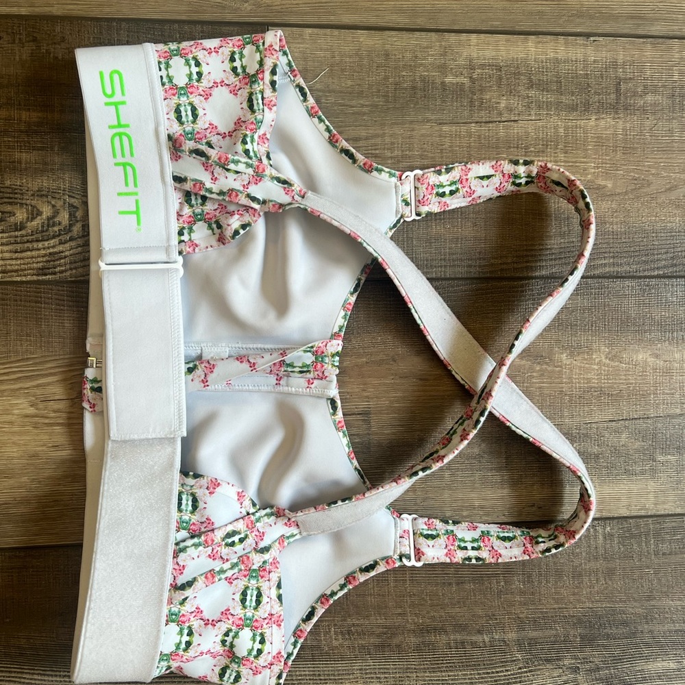 SHEFIT FLEX sports bra